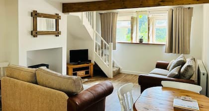Cozy Cottage in Mytholmroyd nr Hebden Bridge