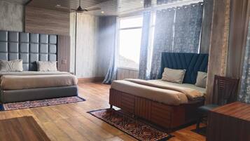 Family Room, Balcony | Iron/ironing board, free WiFi