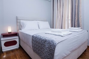 2 makuuhuonetta, silitysrauta/-lauta, ilmainen Wi-Fi