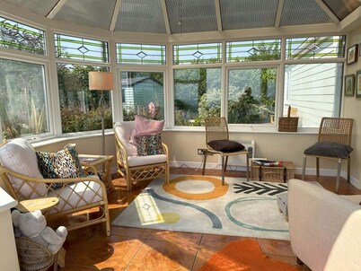 A stunning 3 bedroom property with sea views and direct access to the beach.