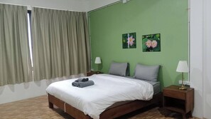 Classic-Zimmer, Stadtblick | Schreibtisch, kostenloses WLAN