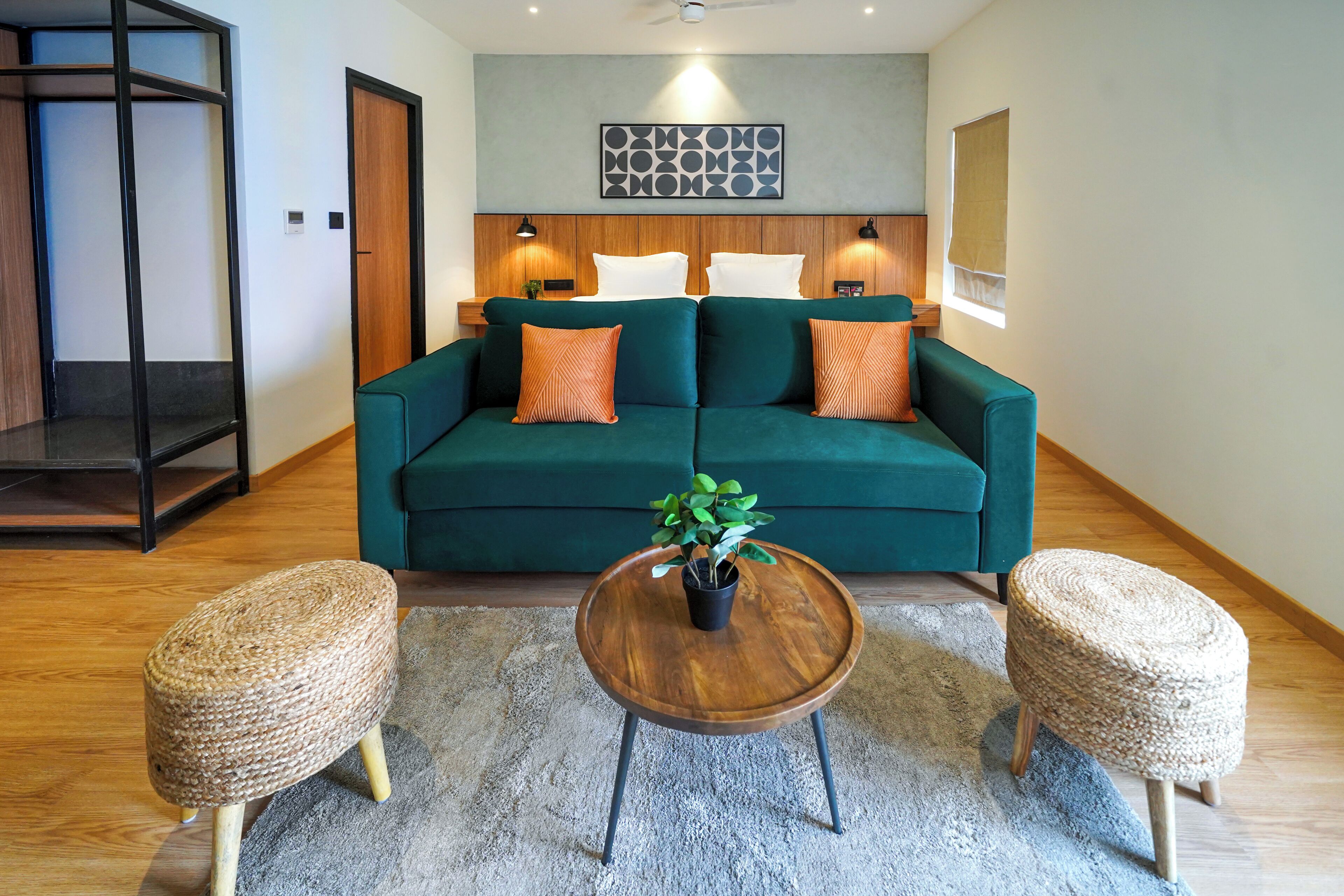 Quarto casal executivo | Escrivaninha, Wi-Fi de cortesia