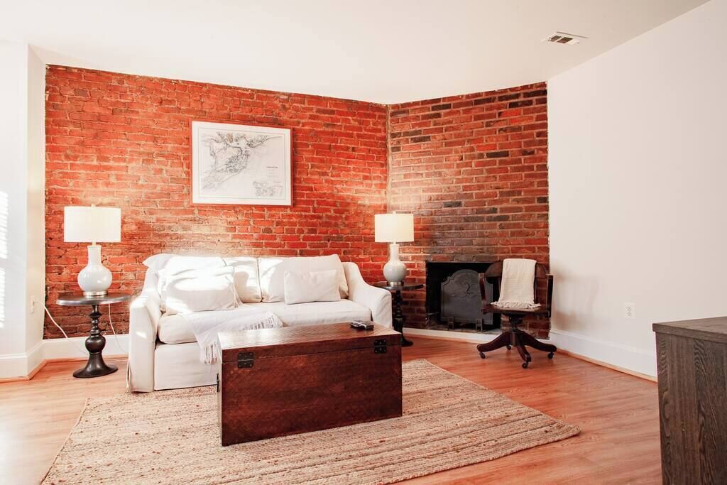 TV, offices