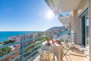 1 bedroom - Sofy Apartment - Sea View (Sanremo)