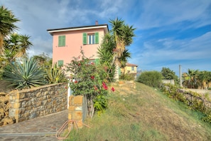 Apartment | 2 bedrooms - Palms Villa - Sea View (Sanremo)