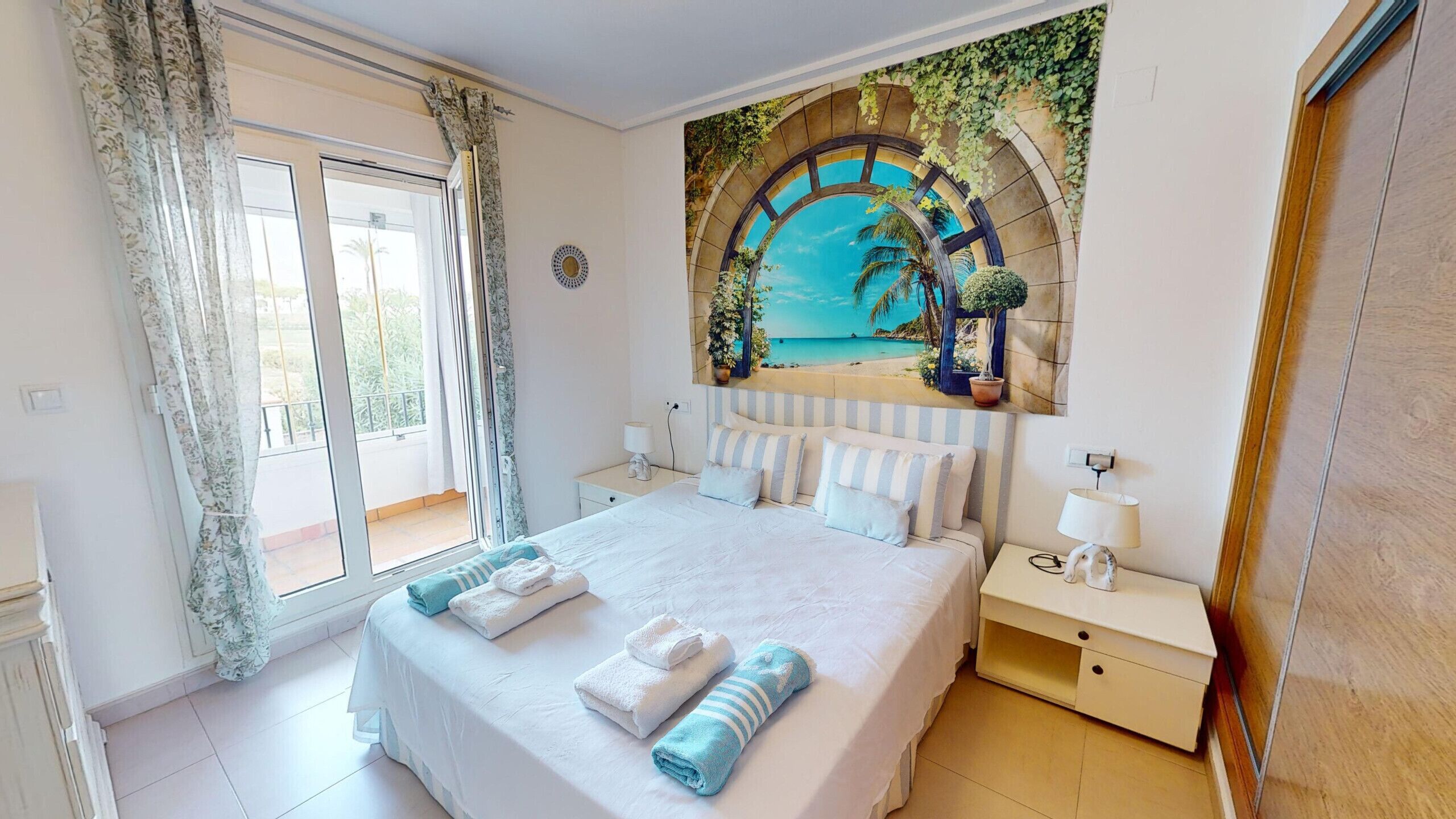 2 dormitorios, tabla de planchar con plancha, wifi gratis y ropa de cama