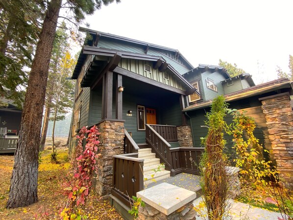 Exterior - Timbers #27 4 Bedroom Townhouse by RedAwning (Mammoth Lakes)