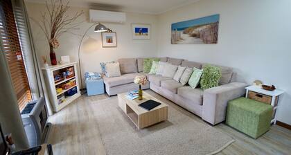 Clifton Cottage by Experience Jervis Bay