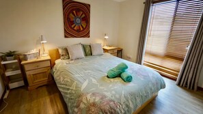 2 chambres, fer et planche à repasser, lit parapluie, Wi-Fi gratuit