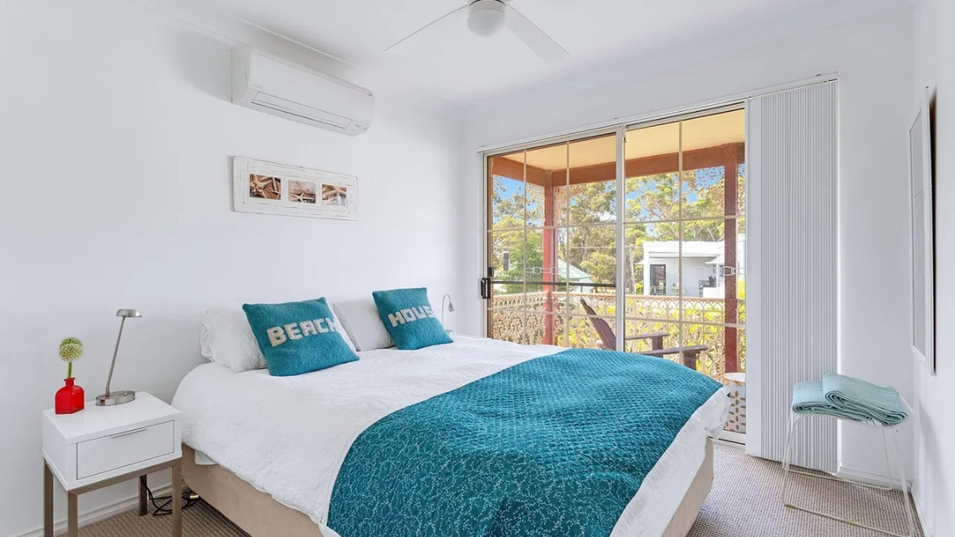 2 bedrooms, iron/ironing board, travel cot, free WiFi