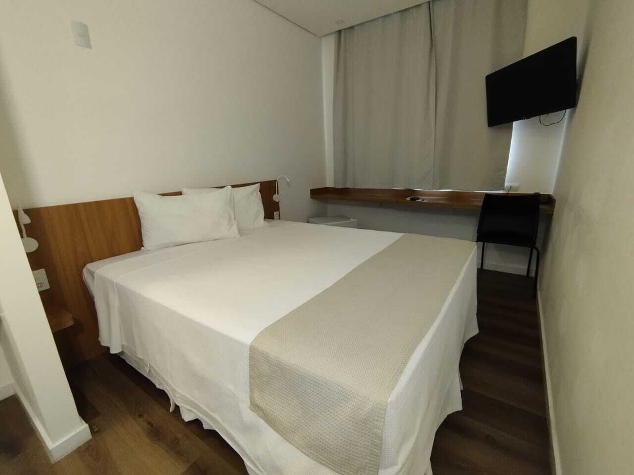 Standard Double Room, City View | In-room safe, laptop workspace, soundproofing, free WiFi