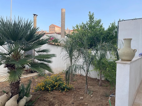 施設の敷地. Dai Maestri Rubino vacation home for those who love peace and serenity!!!