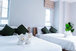 4 bedrooms, iron/ironing board, free WiFi, bed sheets