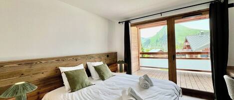 4 chambres, accĂšs Internet, draps fournis