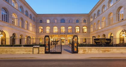 Le Grand Hôtel Dieu by SOWELL COLLECTION