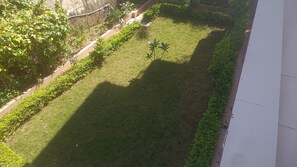 Deluxe Single Room, Balcony, Garden View | Desk, laptop workspace, soundproofing, free WiFi