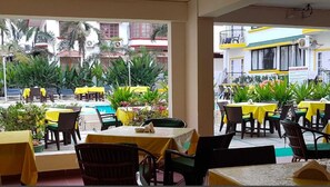 Restaurant - POM Holidays (Calangute)