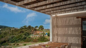 Villa | Outdoor dining - Casa Kombonada - Luxury Villa to Rent in Kythira (Kithira)