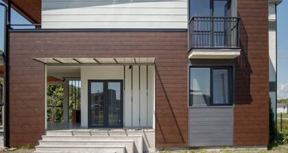 Charming 3-bedroom house with AC and WiFi in wonderful Shekvetili