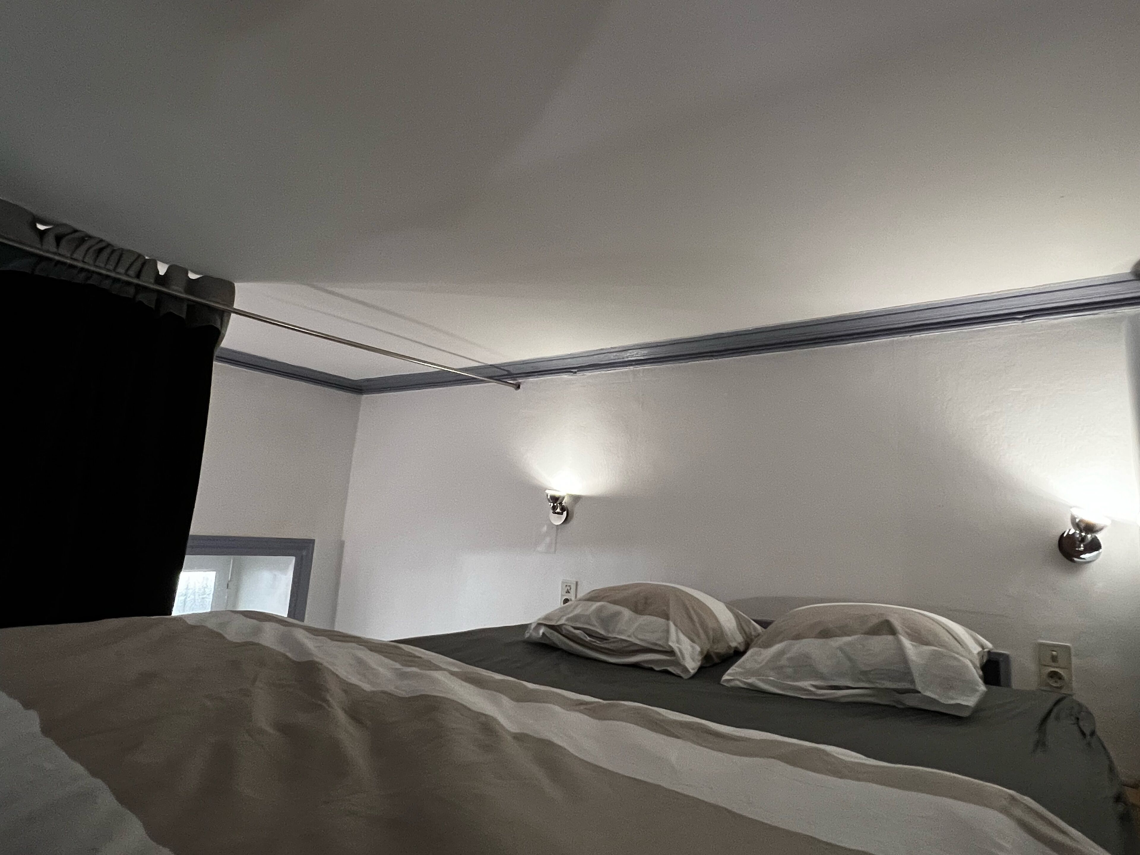 1 chambre, fer et planche à repasser, Wi-Fi, draps fournis