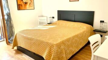 1 chambre, Wi-Fi gratuit, draps fournis