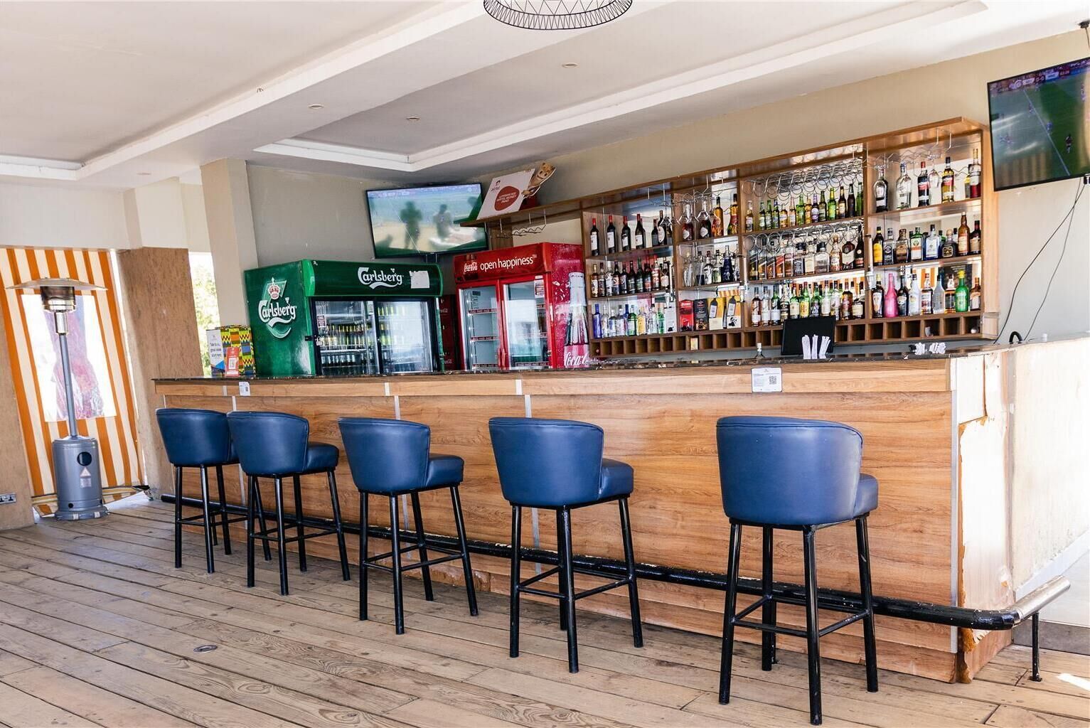 Bar (in der Unterkunft)