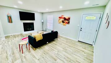Smart TV, offices