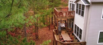 Serene Spring Escape, 6bd, game room, near Mackinaw and Harbor Springs! 
