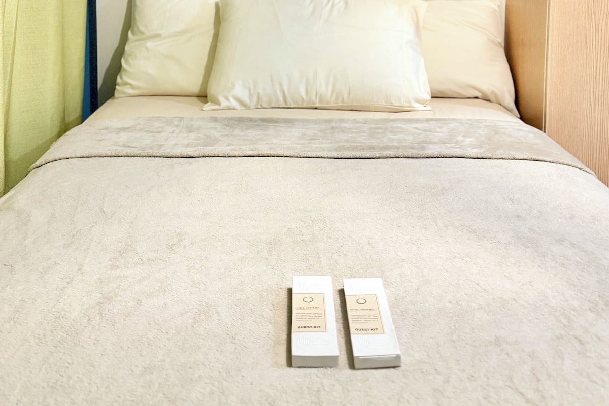 City Triple Room | Iron/ironing board, free WiFi, bed sheets, wheelchair access