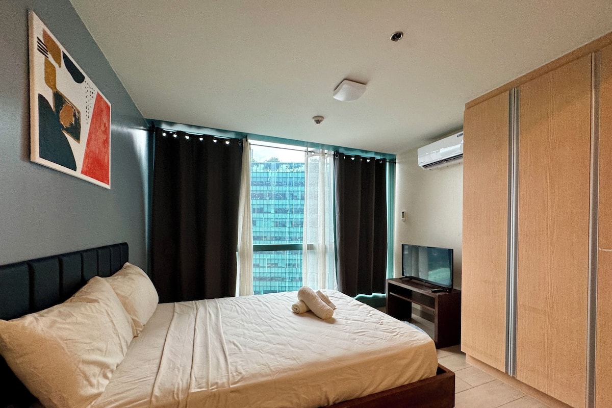 Suite estudio urbana, cocina, vista a la ciudad | 1 habitación, tabla de planchar con plancha, wifi gratis y ropa de cama