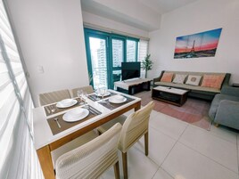 Smart TV 36 pulgadas con canales de televisión digitales