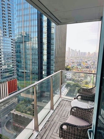 Family Condo, 2 Bedrooms, Non Smoking, City View | Balcony view