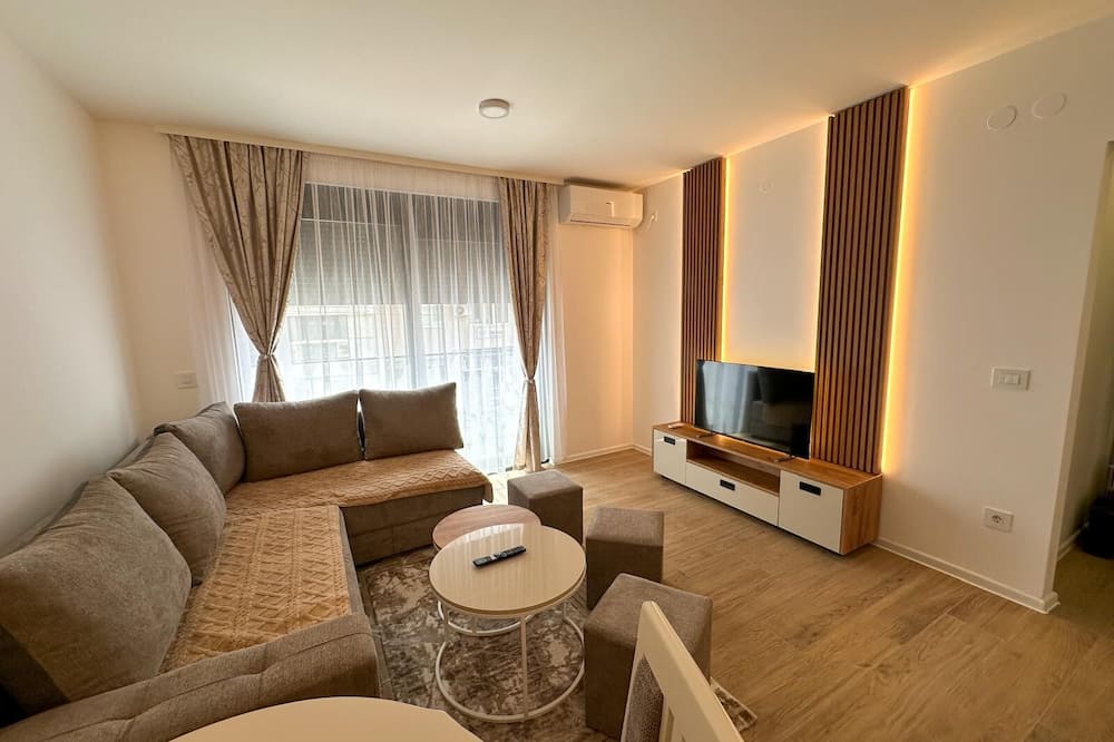 I&I 3 Bedrooms Apartment