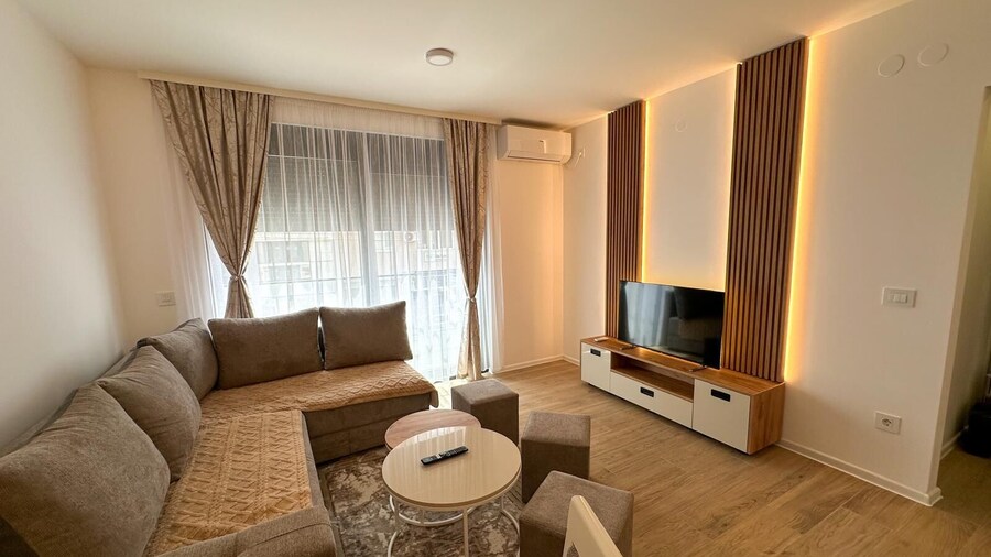 I&I 3 Bedrooms Apartment