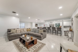 House (3 Bedrooms) | Bahagian dalam