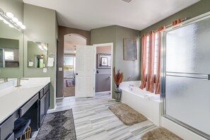 Ev (5 Bedrooms) | İç mekân