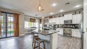 Rumah (5 Bedrooms) | Interior