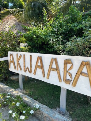 Exterior - African Treasure Beach Resort (Kokrobite)