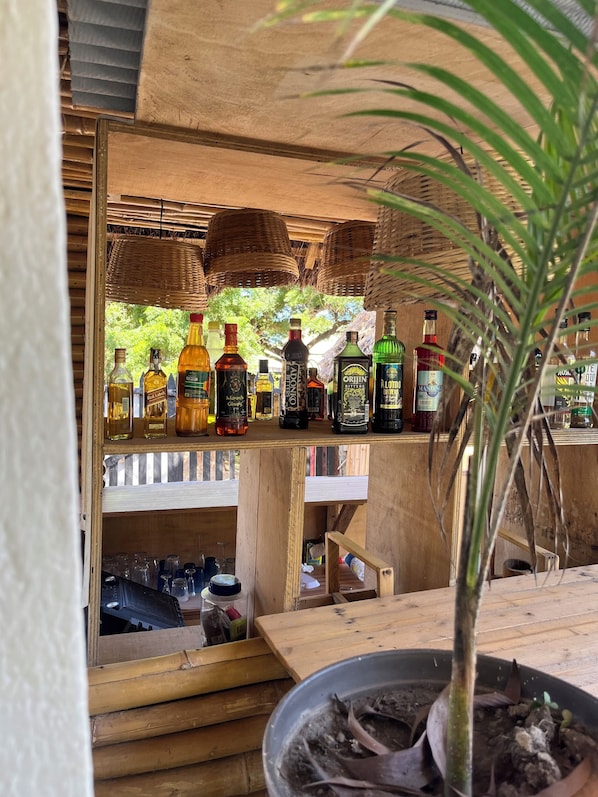 Bar (on property) - African Treasure Beach Resort (Kokrobite)