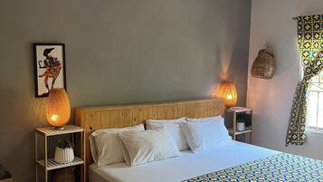 Soundproofing, free WiFi