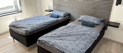 2 bedrooms, WiFi, bed sheets