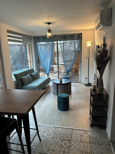 The pretty atypical Brivistes homes