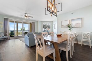 Appartamento, letti multipli (Beach Colony Tower 1C) | Ristoranti