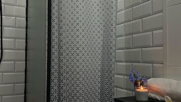Basic Shared Dormitory, Women only, City View | Bathroom