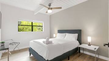 4 bedrooms, iron/ironing board, travel crib, free WiFi