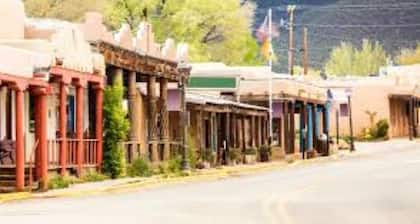1Bed/1Bath at Taos, NM!