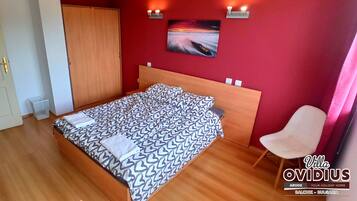 3 Schlafzimmer, BĂŒgeleisen/BĂŒgelbrett, Reisekinderbett, kostenloses WLAN