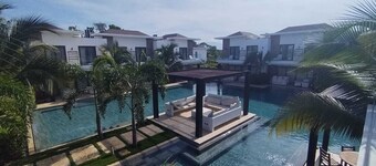 Discover our villa in Monterrico, Guatemala, an oasis of comfort by the sea.