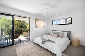 4 Schlafzimmer, Bügeleisen/Bügelbrett, kostenloses WLAN, Bettwäsche