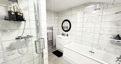 8-sleeper/3br/4bed/2bath/wi-fi/garden/tv/beach